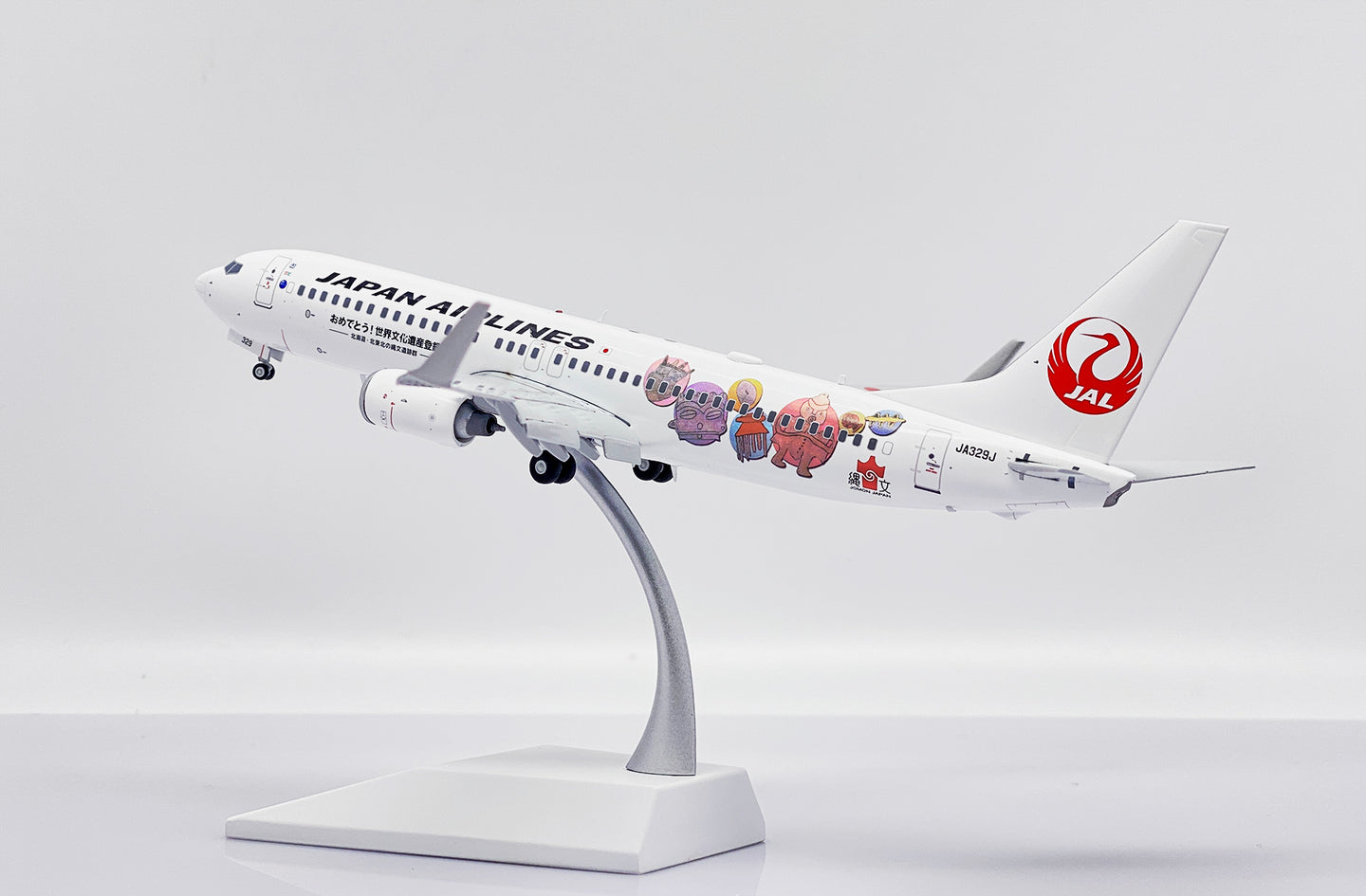 JC WINGS B737-800 JAPAN AIRLINES "JOMON LIVERY" (FLAPS DOWN) REG: JA329J
