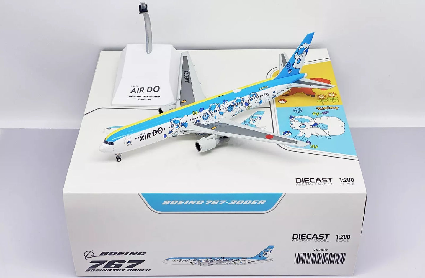 JCWINGS B767 AIR DO "VULPIX JET HOKKAIDO" REG: JA607A