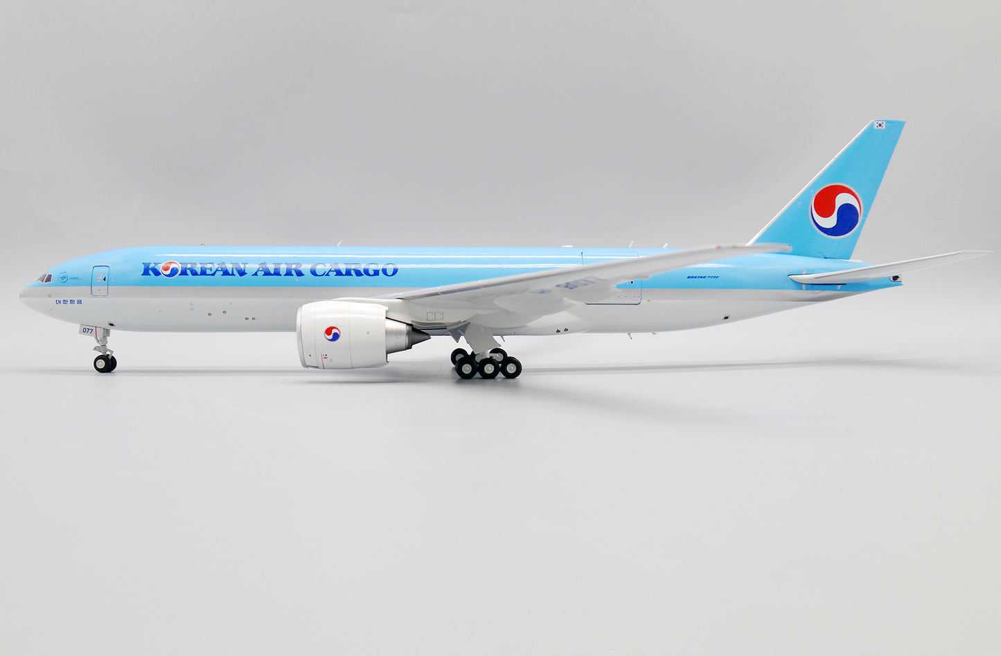JC WINGS B777F KOREAN AIR CARGO (INTERACTIVE SERIES) REG: HL8077
