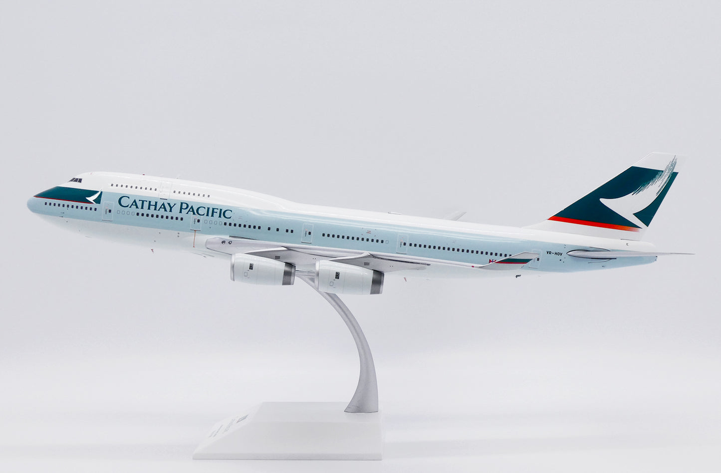 JC WINGS B747-400 CATHAY PACIFIC REG: VR-HOV