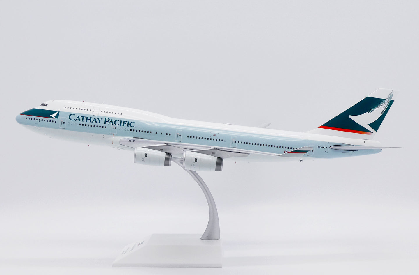 JC WINGS B747-400 CATHAY PACIFIC REG: VR-HOV
