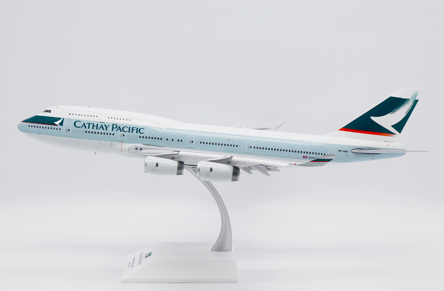 JC WINGS  B747-400 CATHAY PACIFIC (FLAPS DOWN) REG: VR-HOV