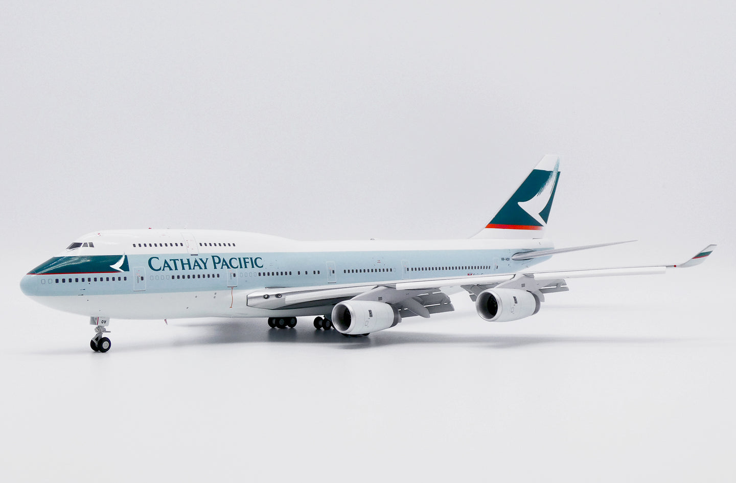 JC WINGS  B747-400 CATHAY PACIFIC (FLAPS DOWN) REG: VR-HOV