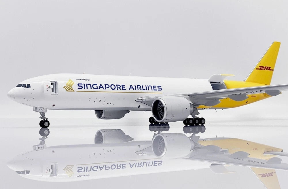 JC WINGS B777-200LRF SINGAPORE AIRLINES (INTERACTIVE SERIES) REG: 9V-DHA