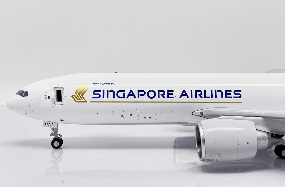 JC WINGS B777-200LRF SINGAPORE AIRLINES (INTERACTIVE SERIES) REG: 9V-DHA