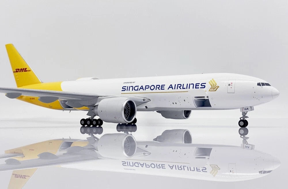 JC WINGS B777-200LRF SINGAPORE AIRLINES (INTERACTIVE SERIES) REG: 9V-DHA