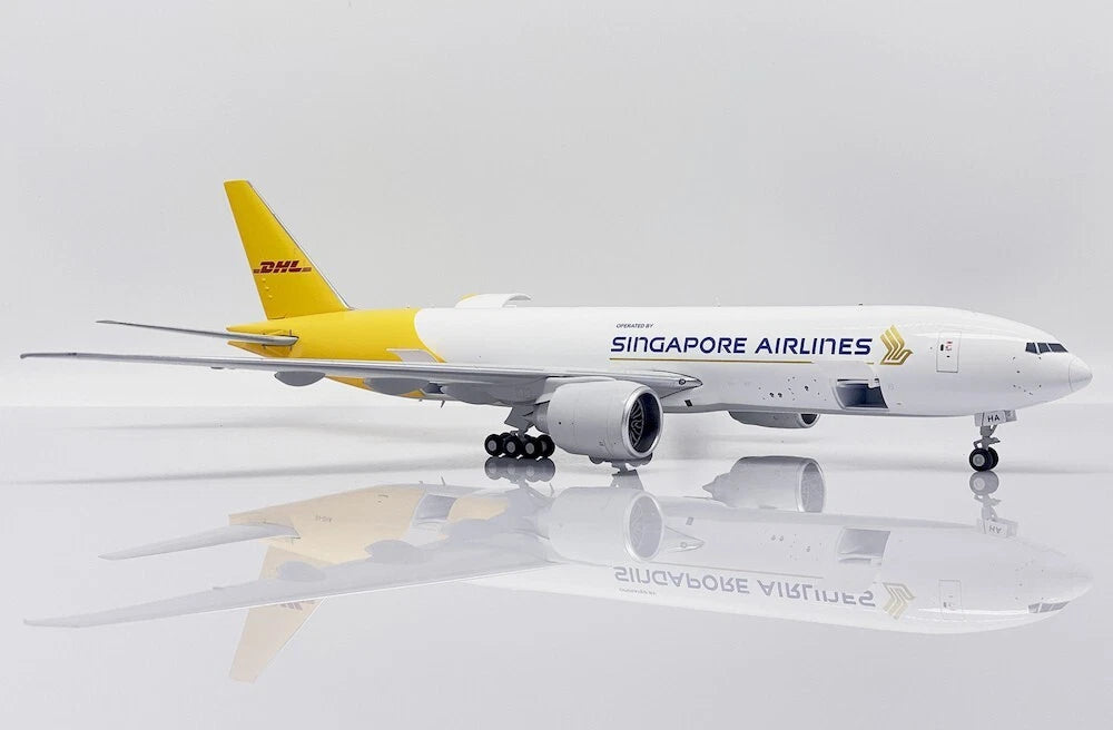 JC WINGS B777-200LRF SINGAPORE AIRLINES (INTERACTIVE SERIES) REG: 9V-DHA