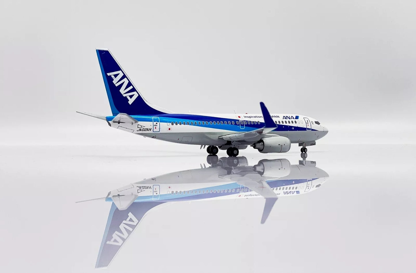 JCWINGS B737-700 ALL NIPPON AIRWAYS REG: JA02AN