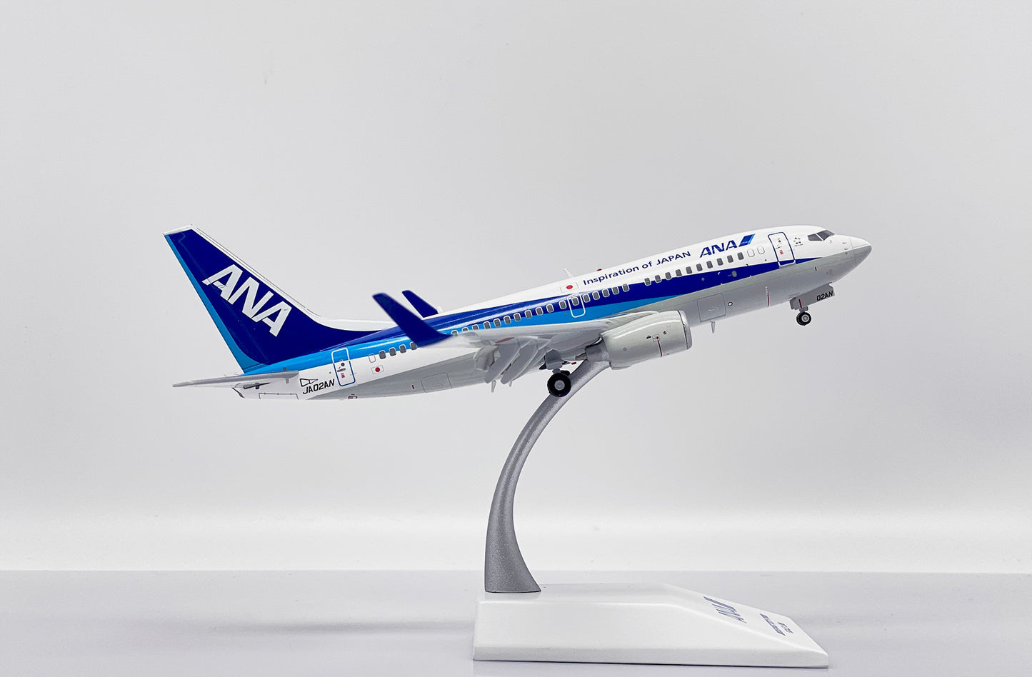 JC WINGS B737-700 ALL NIPPON AIRWAYS (FLAPS DOWN) REG: JA02AN