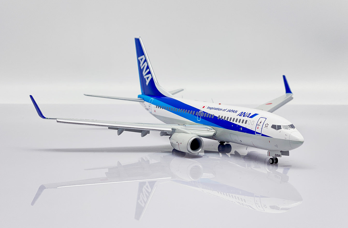 JC WINGS B737-700 ALL NIPPON AIRWAYS (FLAPS DOWN) REG: JA02AN