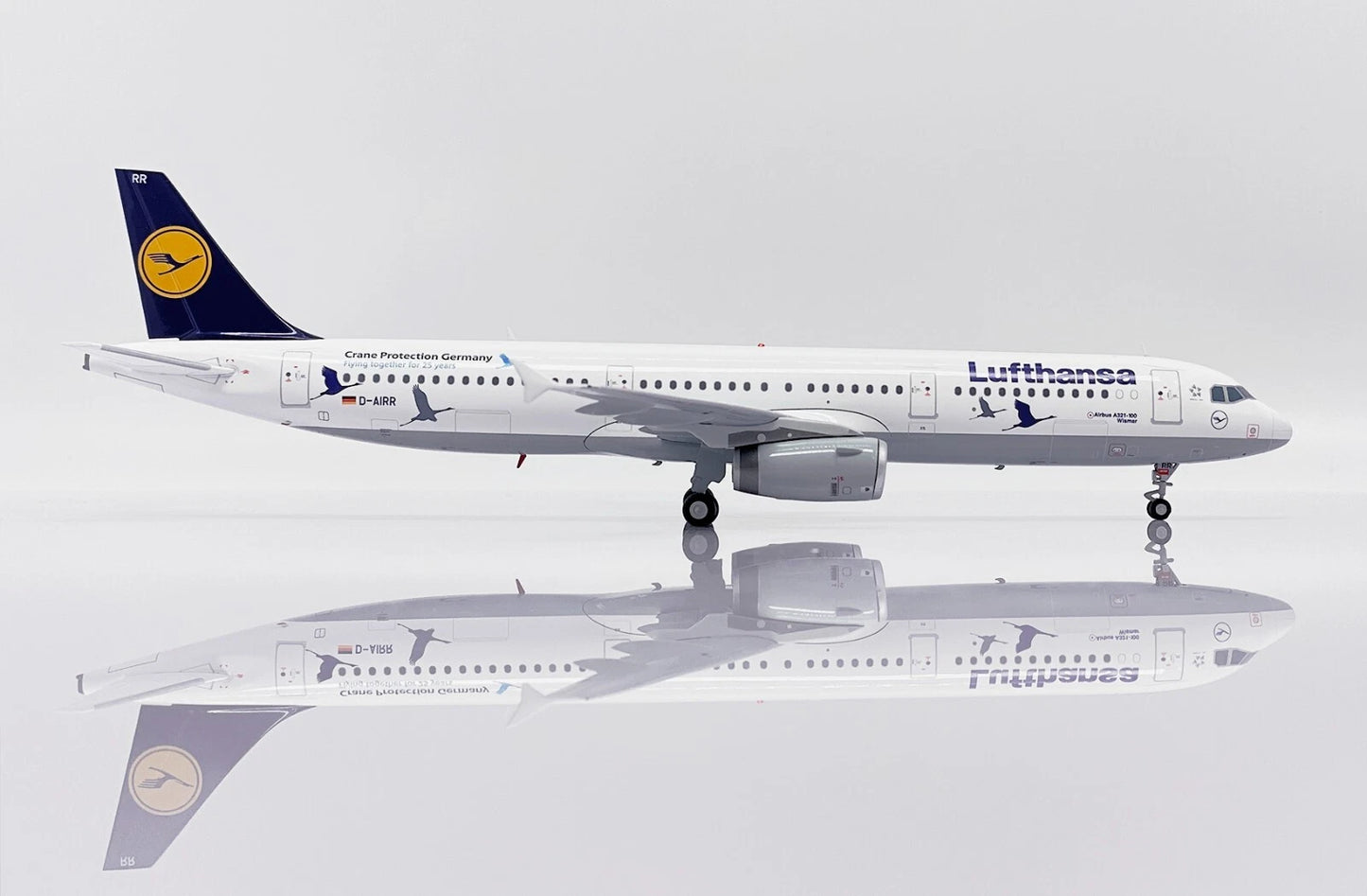 JC WINGS A321 LUFTHANSA "CRANE PROTECTION GERMANY" REG: D-AIRR