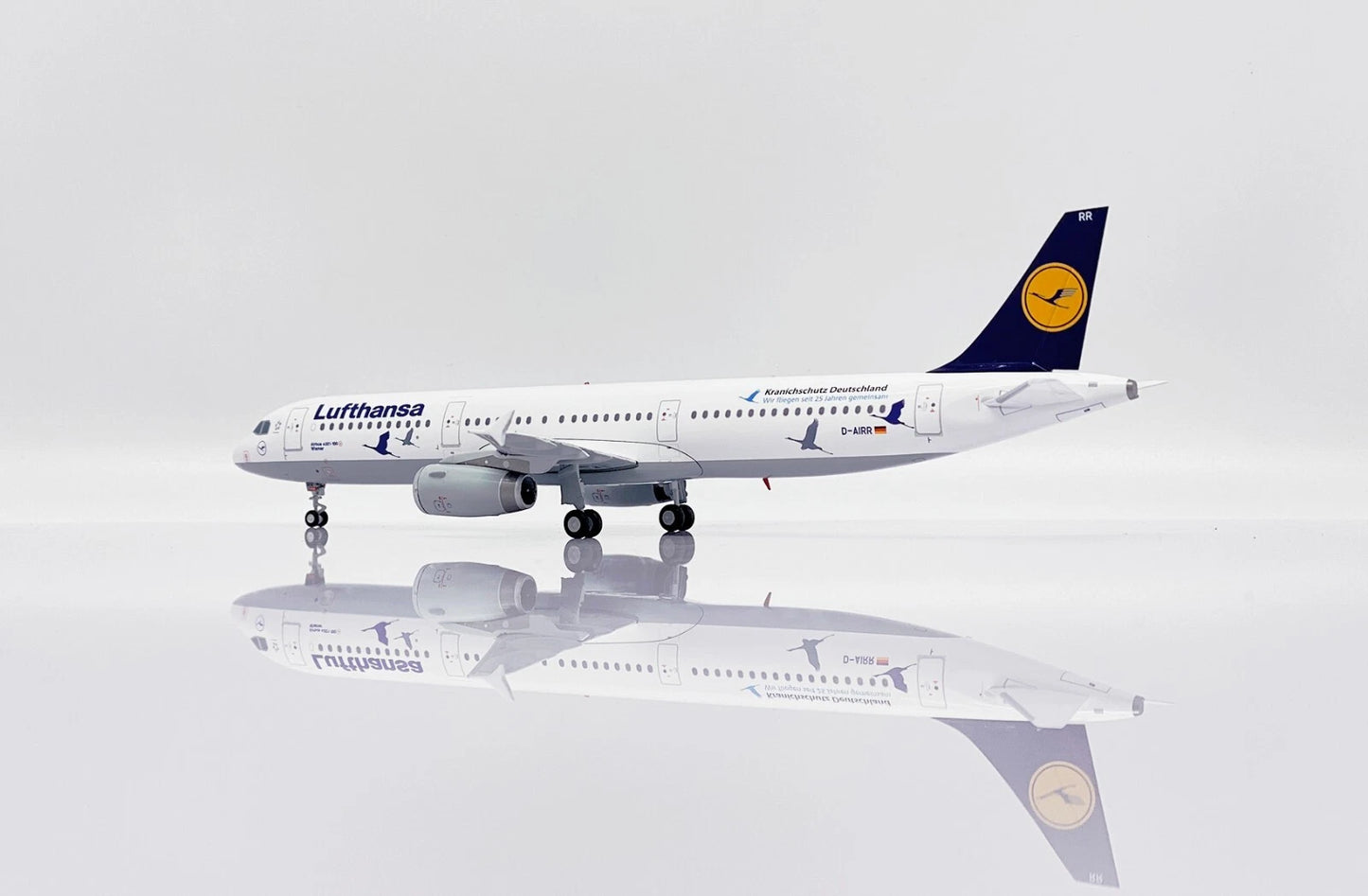 JC WINGS A321 LUFTHANSA "CRANE PROTECTION GERMANY" REG: D-AIRR