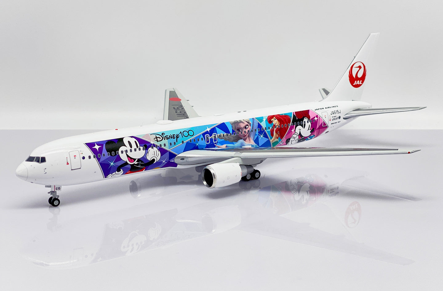 JCWINGS B767-300(ER) JAPAN AIRLINES DISNEY 100 REG: JA615J
