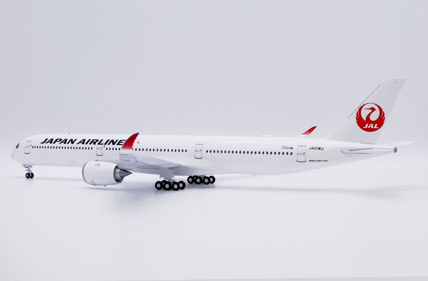 JCWINGS A350-1000XWB JAPAN AIRLINES REG: JA01WJ