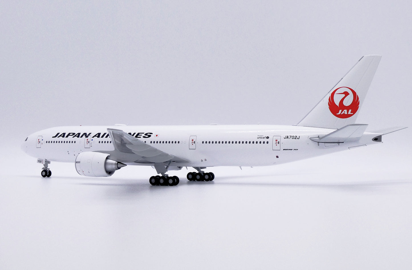 JC WINGS B777-200ER JAPAN AIRLINES REG: JA702J