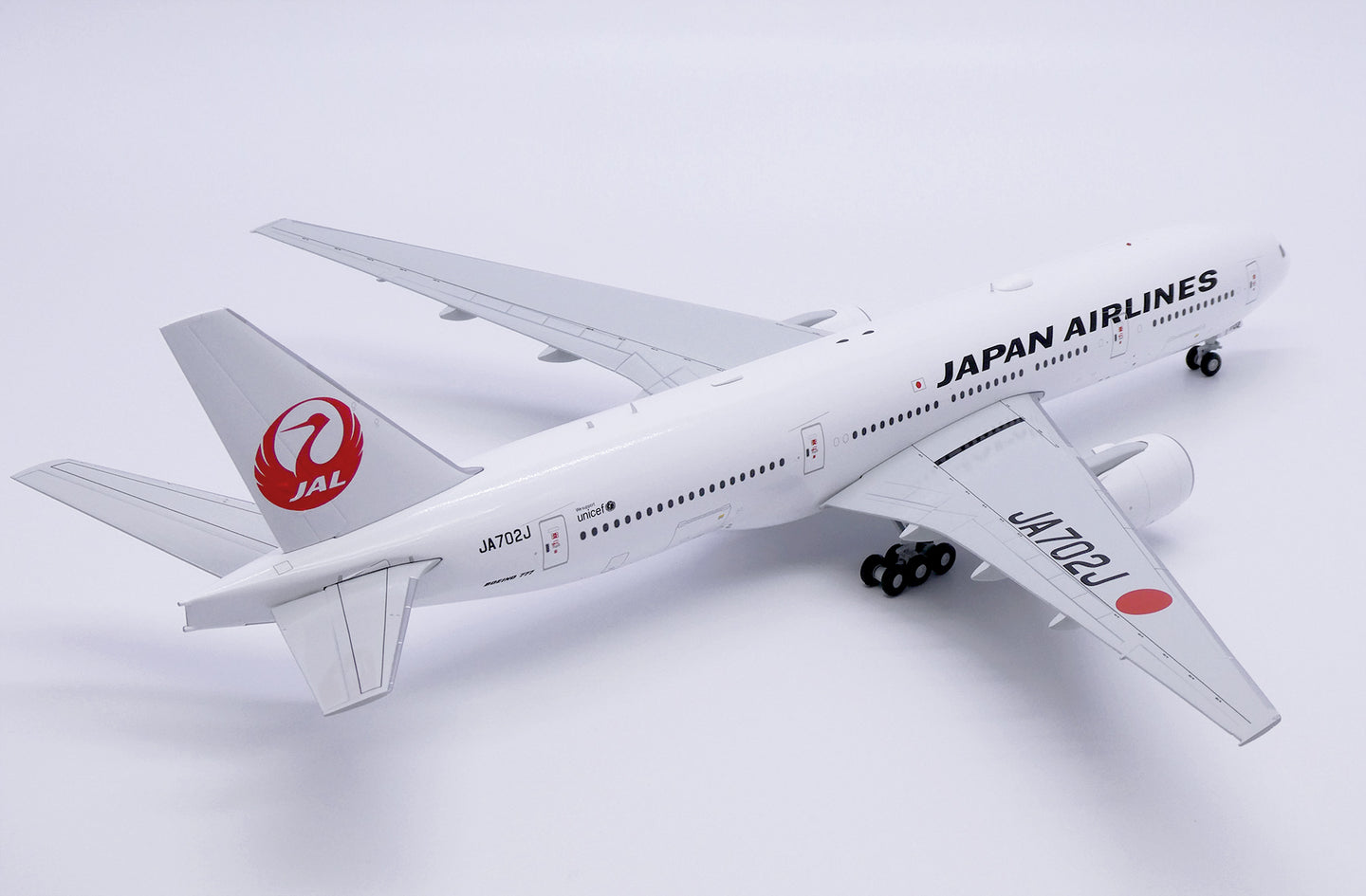 JC WINGS B777-200ER JAPAN AIRLINES REG: JA702J
