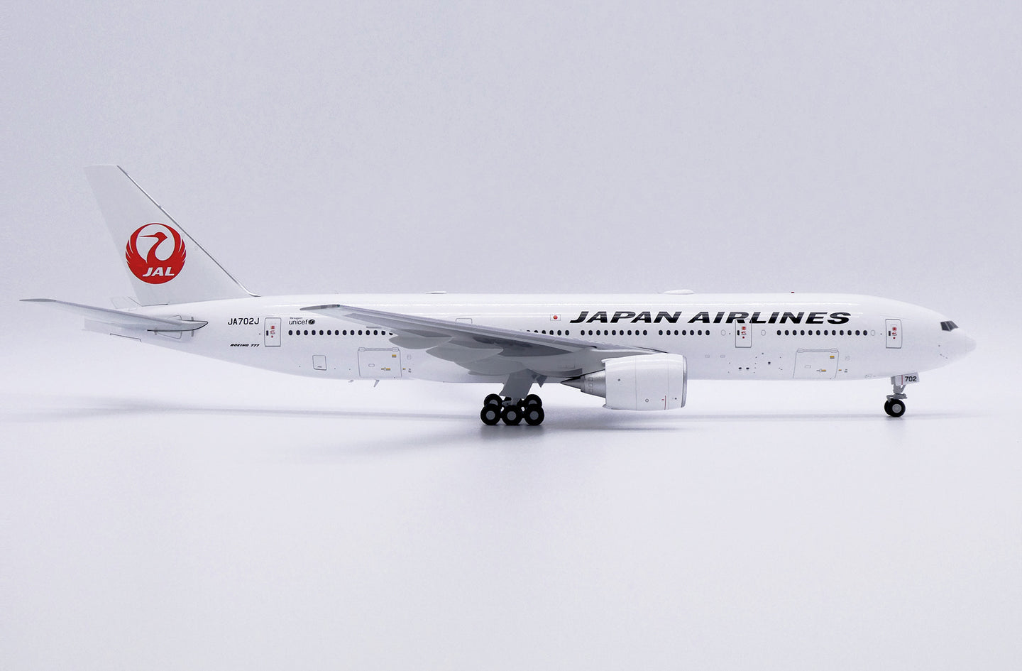 JC WINGS B777-200ER JAPAN AIRLINES REG: JA702J