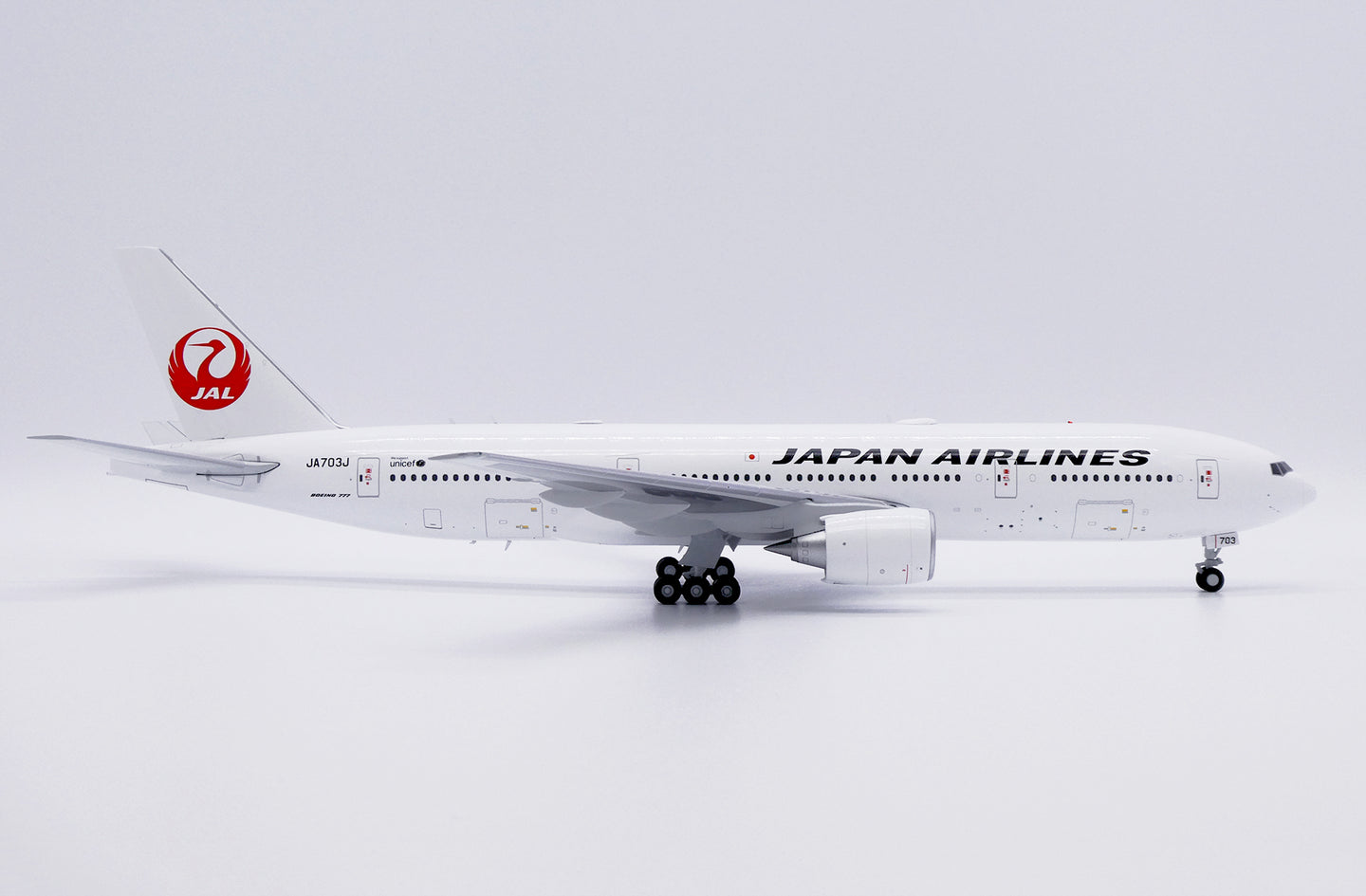 JC WINGS B777-200ER JAPAN AIRLINES REG: JA703J