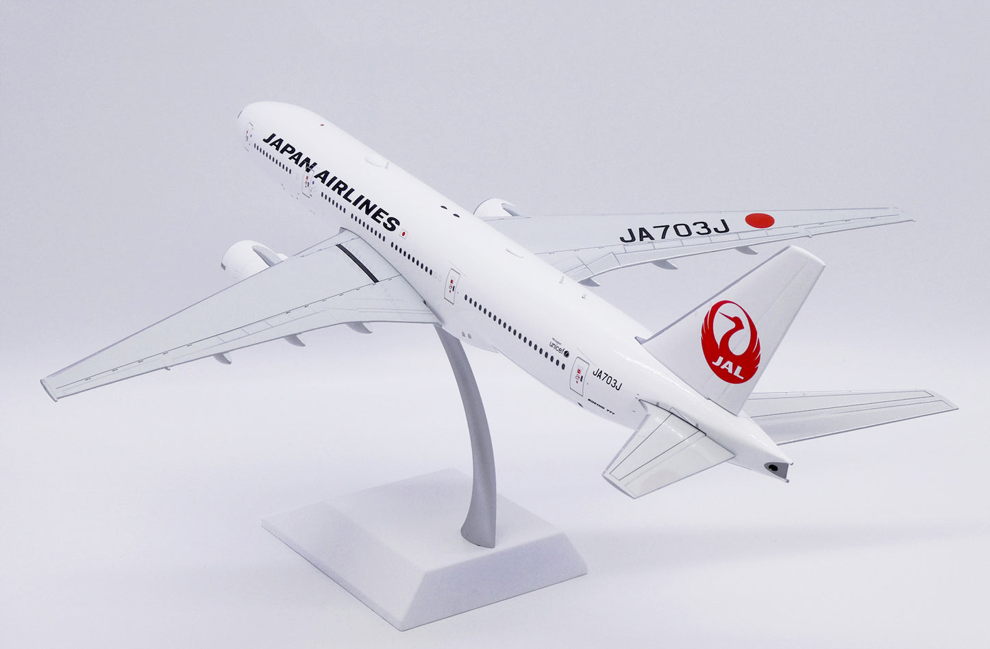 JC WINGS B777-200ER JAPAN AIRLINES REG: JA703J