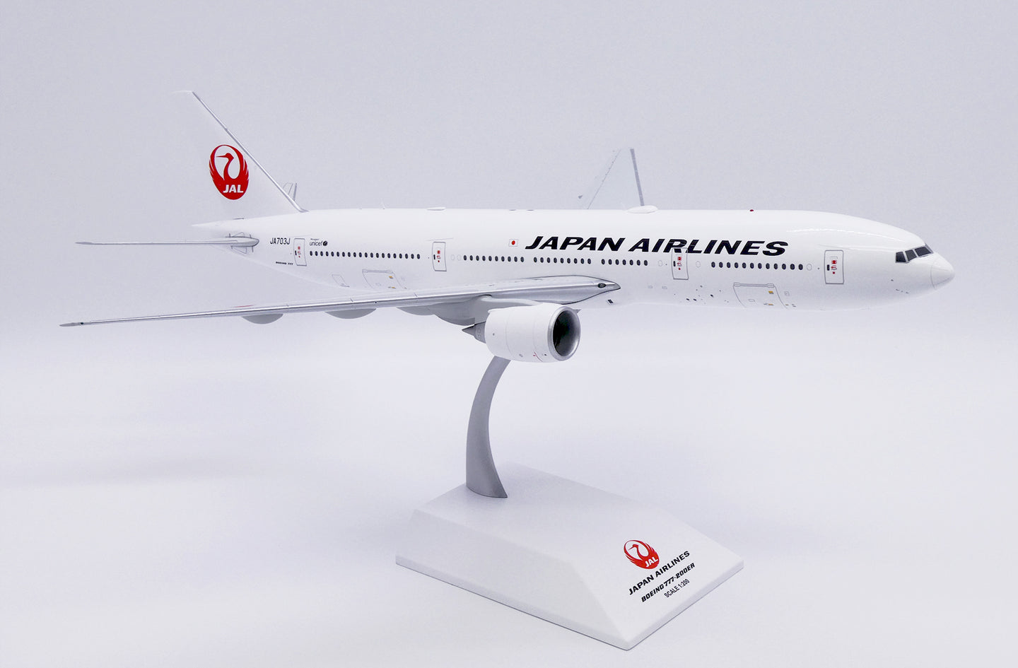JC WINGS B777-200ER JAPAN AIRLINES REG: JA703J
