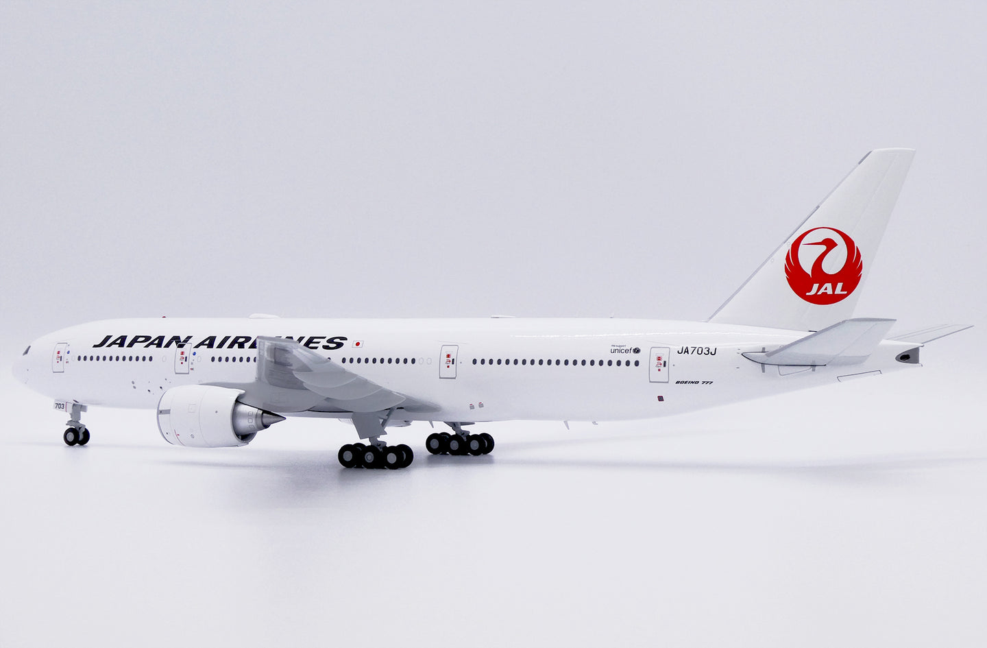 JC WINGS B777-200ER JAPAN AIRLINES REG: JA703J