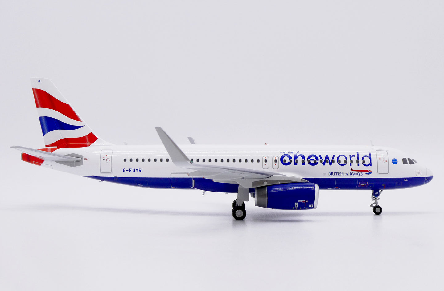 JC WINGS A320 BRITISH AIRWAYS "ONEWORLD" REG: G-EUYR
