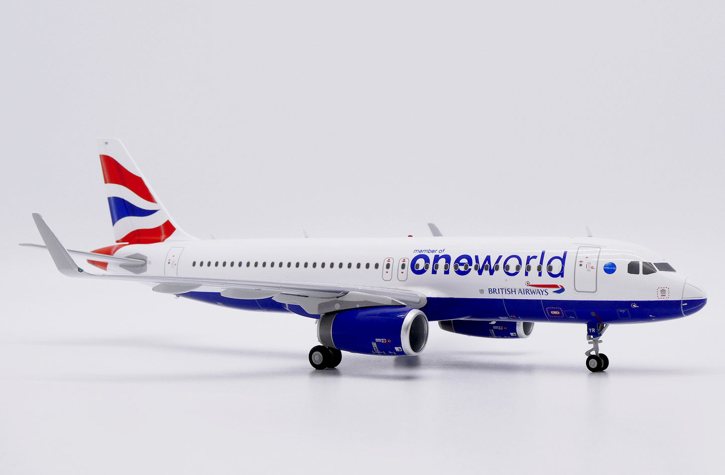 JC WINGS A320 BRITISH AIRWAYS "ONEWORLD" REG: G-EUYR