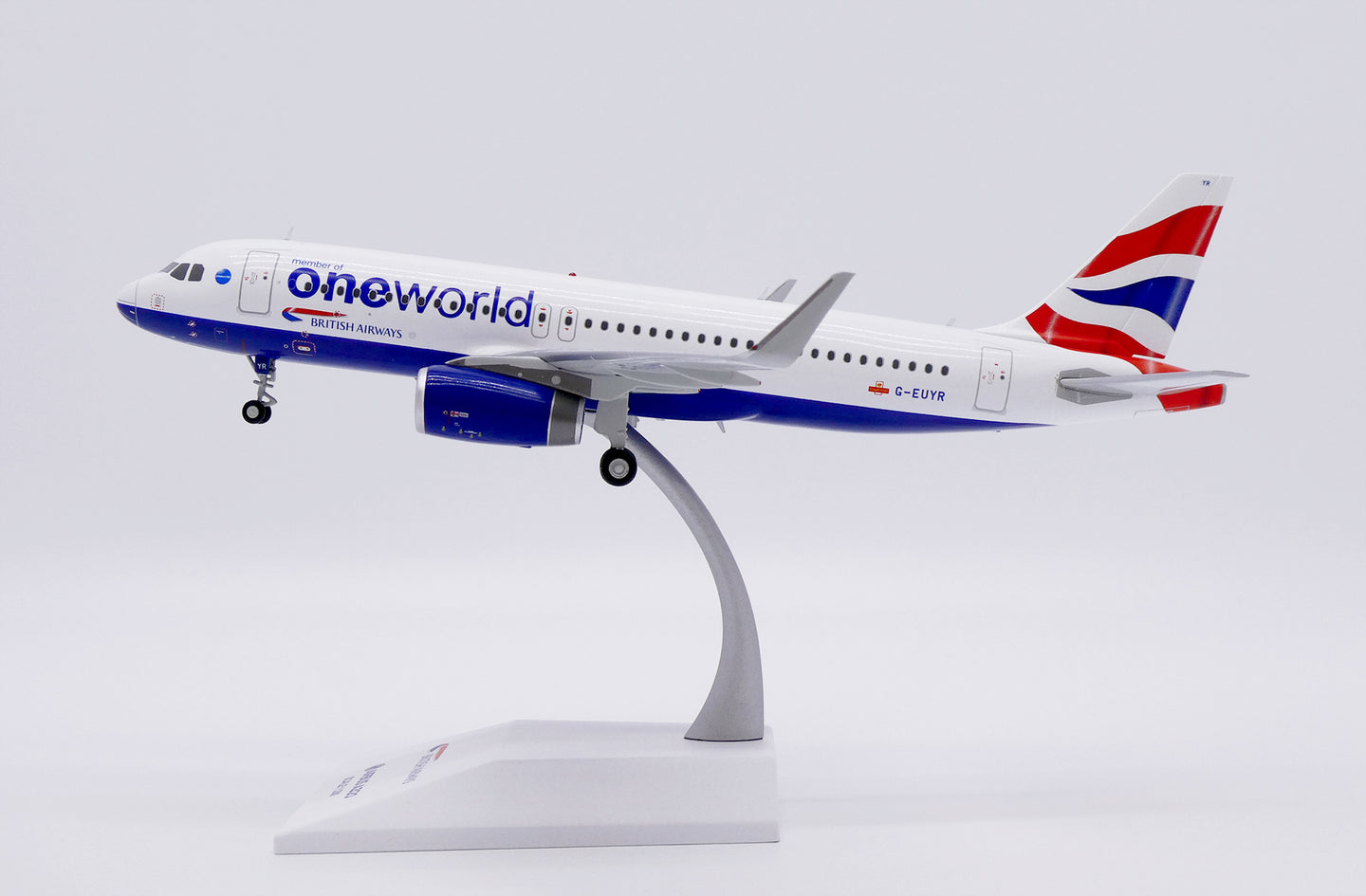 JC WINGS A320 BRITISH AIRWAYS "ONEWORLD" REG: G-EUYR
