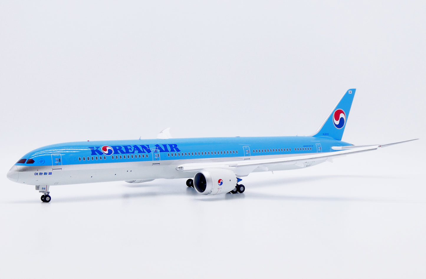 JC WINGS B787-10 DREAMLINER KOREAN AIR (FLAPS DOWN) REG: HL8515