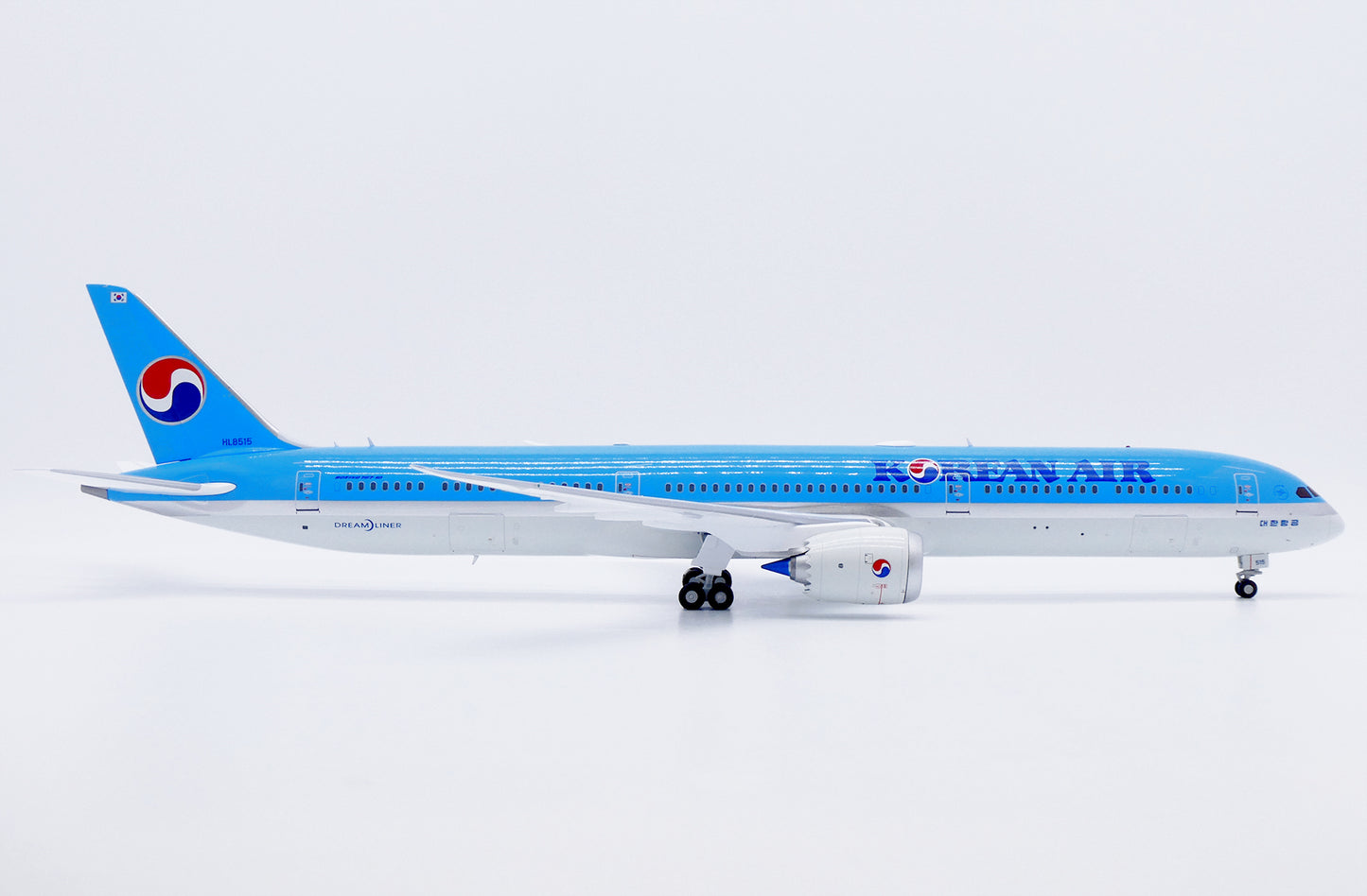 JC WINGS B787-10 DREAMLINER KOREAN AIR REG: HL8515