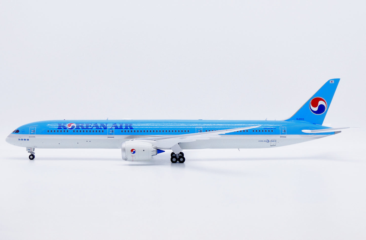 JC WINGS B787-10 DREAMLINER KOREAN AIR REG: HL8515