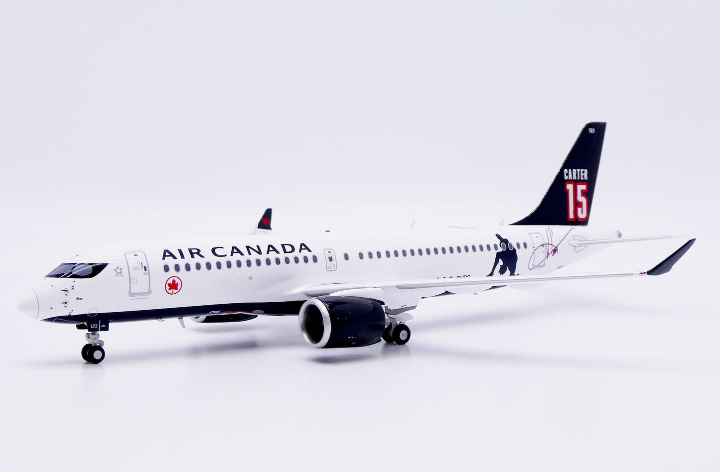 JC WINGS A220-300 AIR CANADA "CARTER 15" REG: C-GUPG