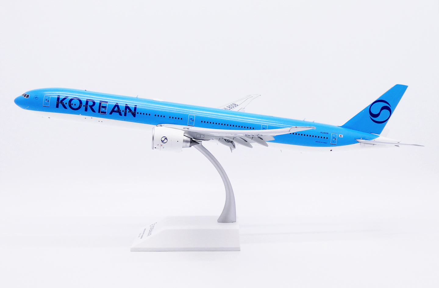 JC WINGS B777-300ER KOREAN AIR "NEW COLOURS" (FLAPS DOWN) REG: HL8008