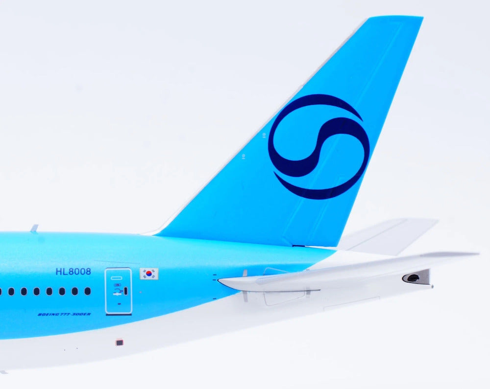 JC WINGS B777-300ER KOREAN AIR "NEW COLOURS" REG: HL8008