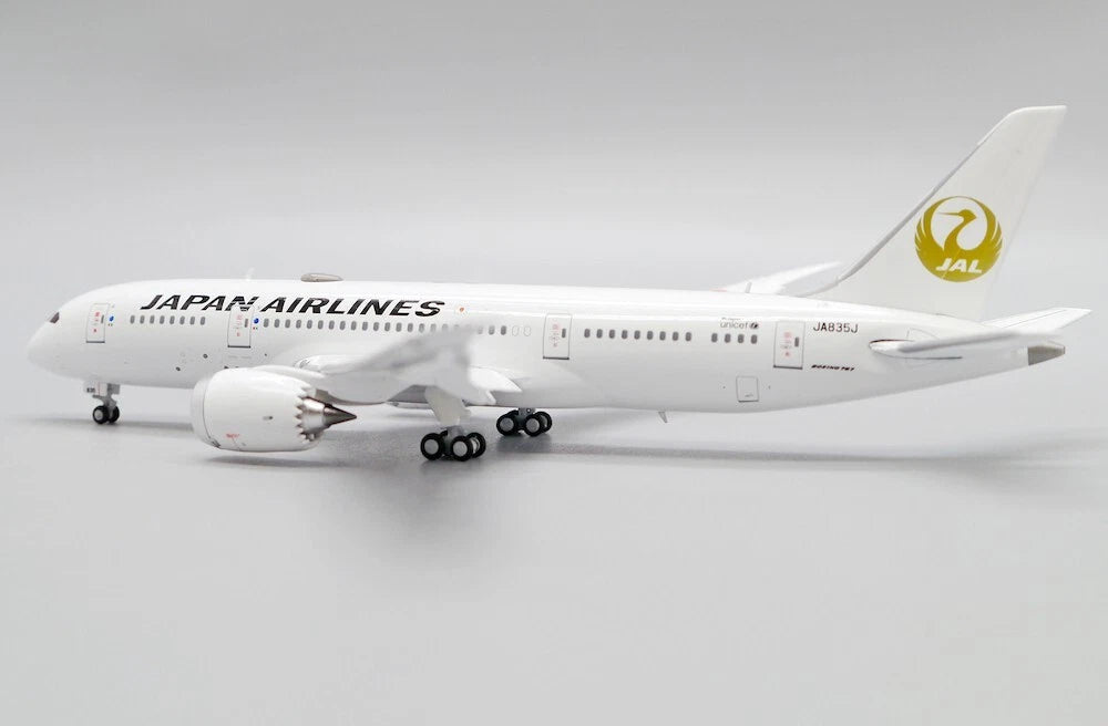 JC WINGS B787-8 JAPAN AIRLINES (JAL) (FLAPS DOWN) REG: JA835J
