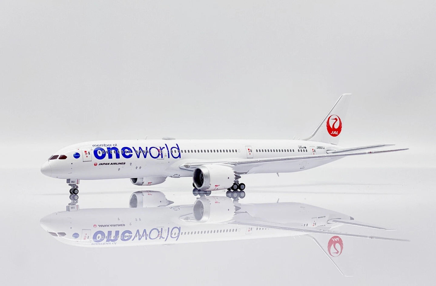 JCWINGS B787-9 JAPAN AIRLINES ONEWORLD REG: JA861J