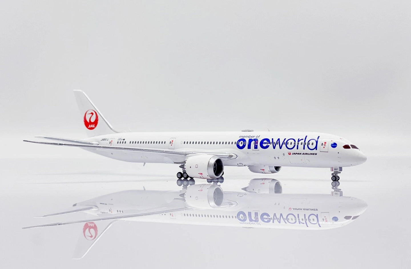 JCWINGS B787-9 JAPAN AIRLINES ONEWORLD REG: JA861J