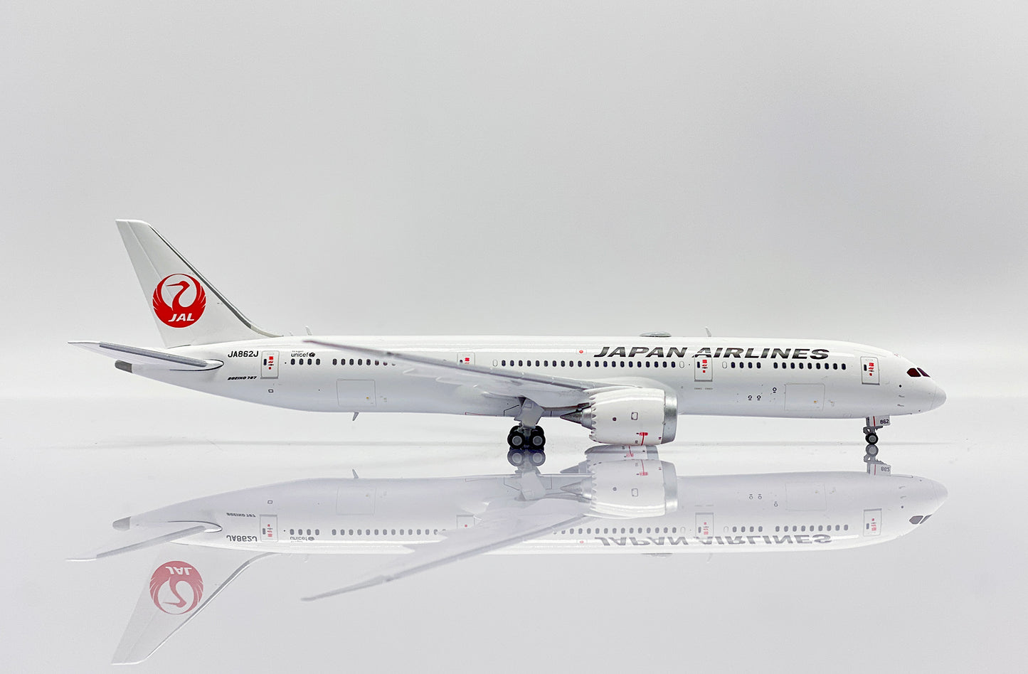JC WINGS B787-9 DREAMLINER JAPAN AIRLINES REG: JA862J