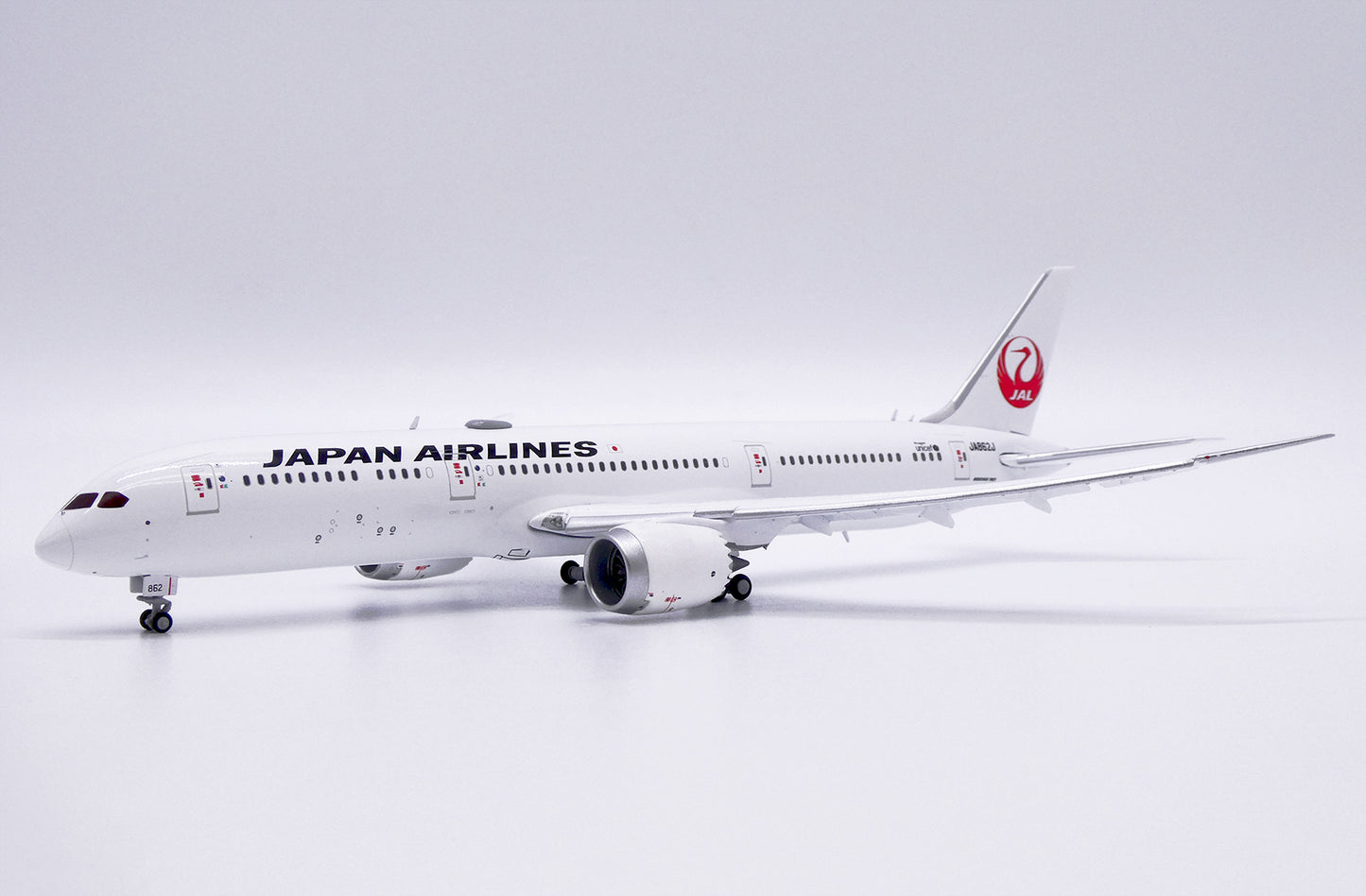 JC WINGS B787-9 DREAMLINER JAPAN AIRLINES FLAPS DOWN REG: JA862J