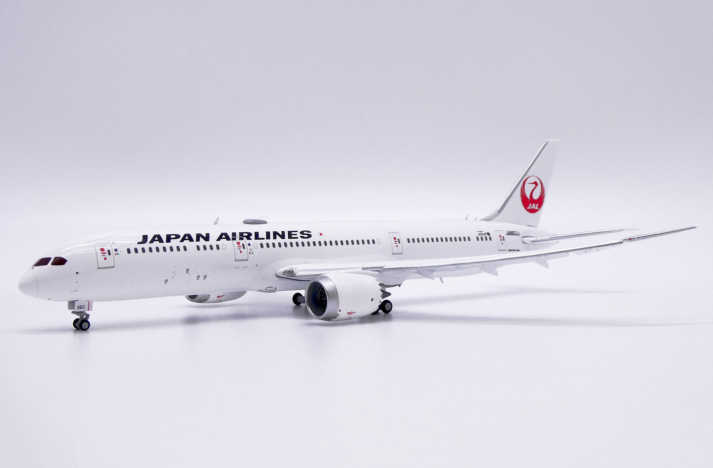 JC WINGS B787-9 DREAMLINER JAPAN AIRLINES FLAPS DOWN REG: JA862J