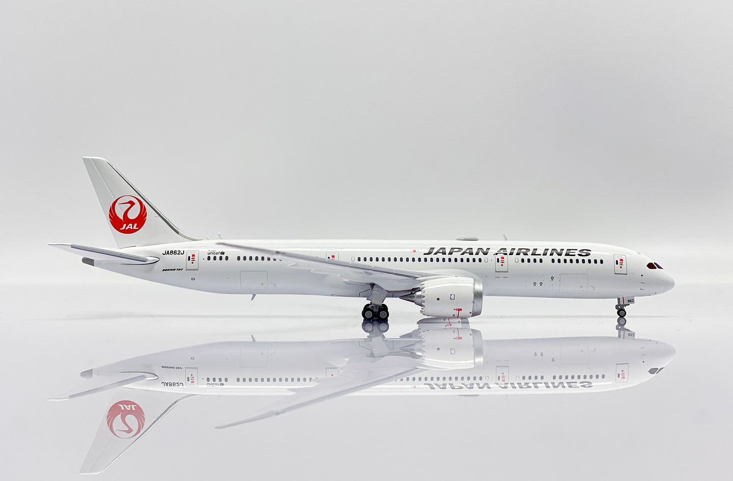 JC WINGS B787-9 DREAMLINER JAPAN AIRLINES REG: JA862J