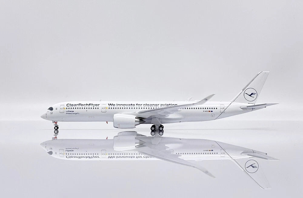 JC WINGS A350-900XWB LUFTHANSA "CLEANTECHFLYER" REG: D-AIVD