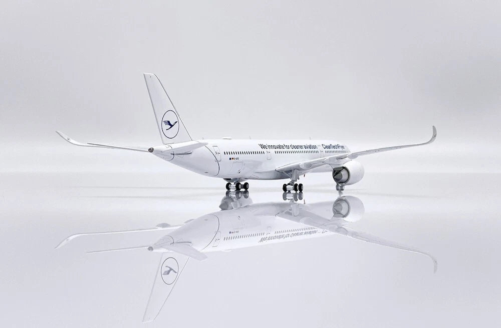 JC WINGS A350-900XWB LUFTHANSA "CLEANTECHFLYER" REG: D-AIVD