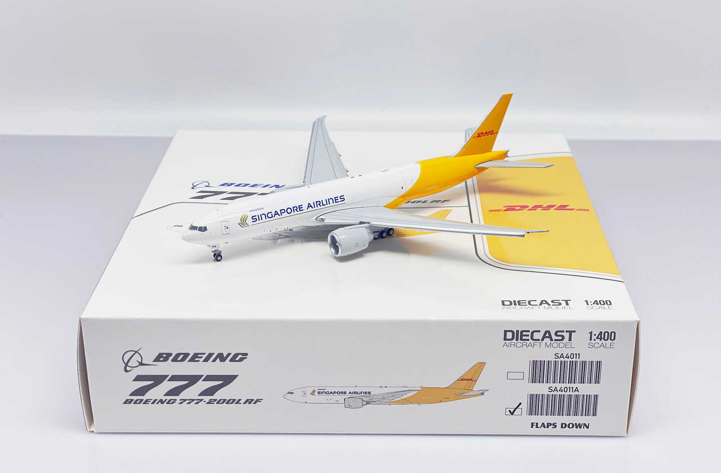 JCWINGS B777-200LRF SINGAPORE AIRLINES FLAP DOWN REG: 9V-DHA
