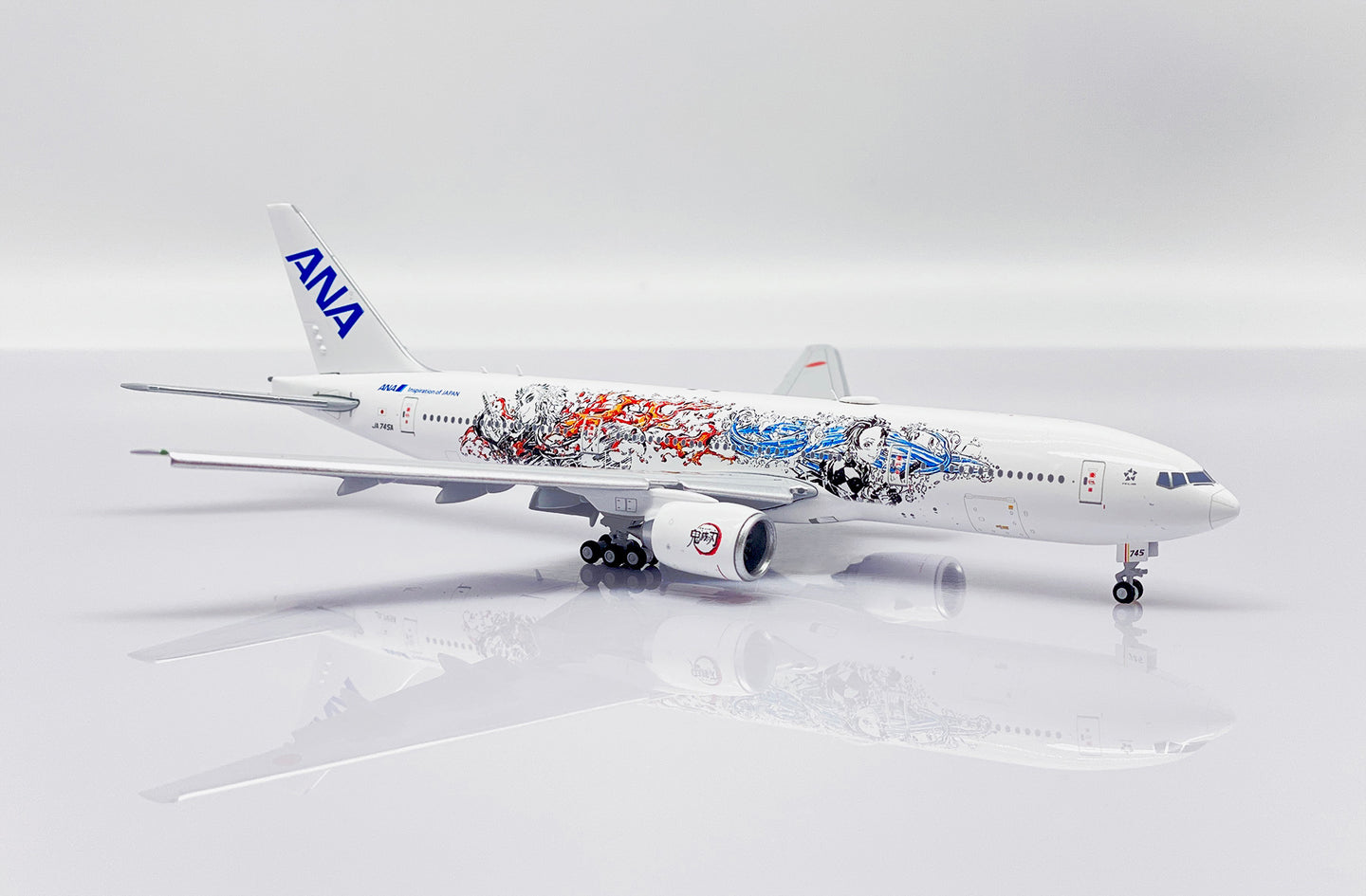 JC WINGS B777-200 ER ALL NIPPON AIRWAYS (ANA) 'DEMON SLAYER: KIMETSU NO YAIBA' (FLAPS DOWN) REG: JA745A
