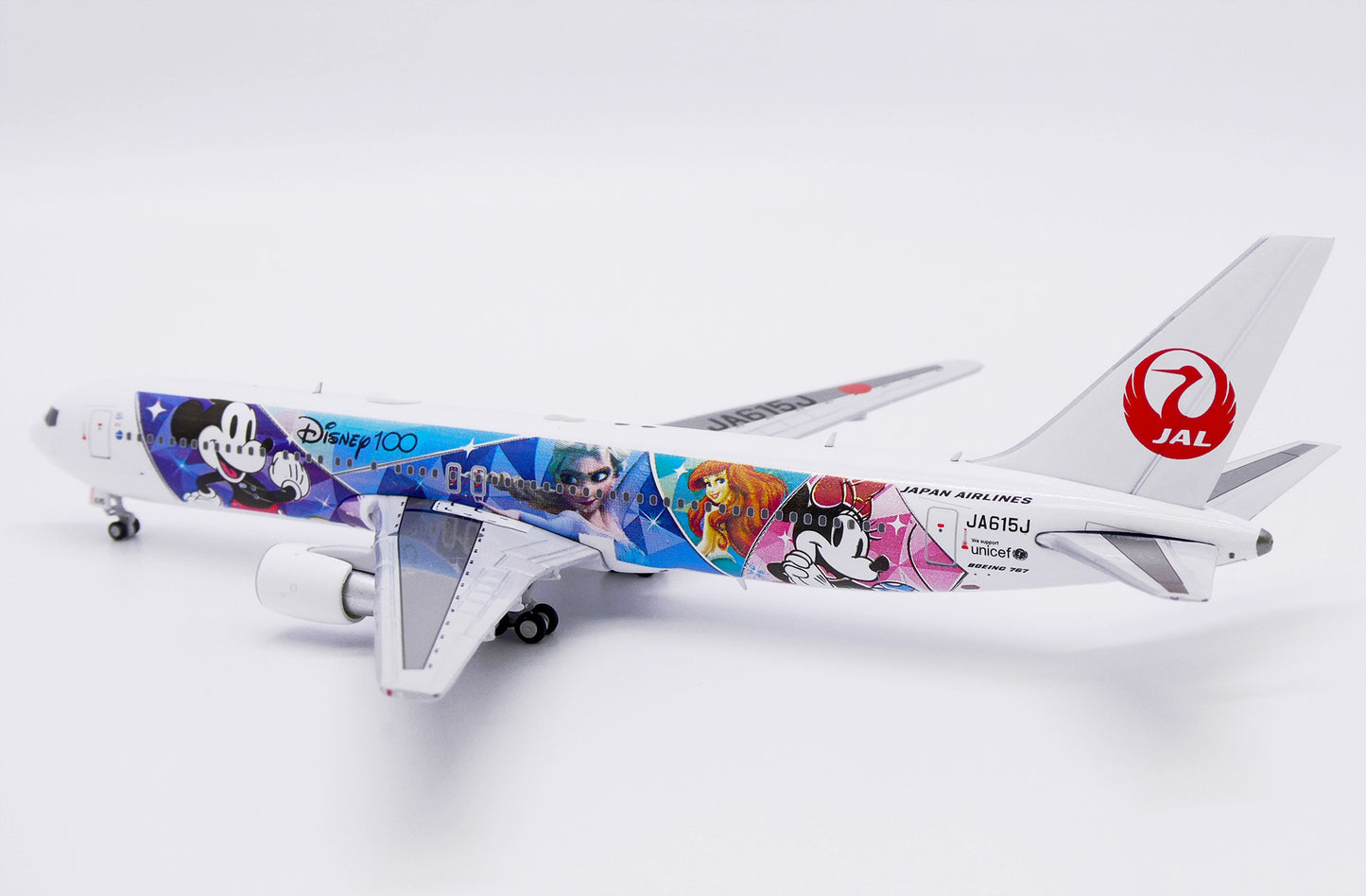 JC WINGS  B767-300(ER) DISNEY JAPAN AIRLINES REG: JA615J