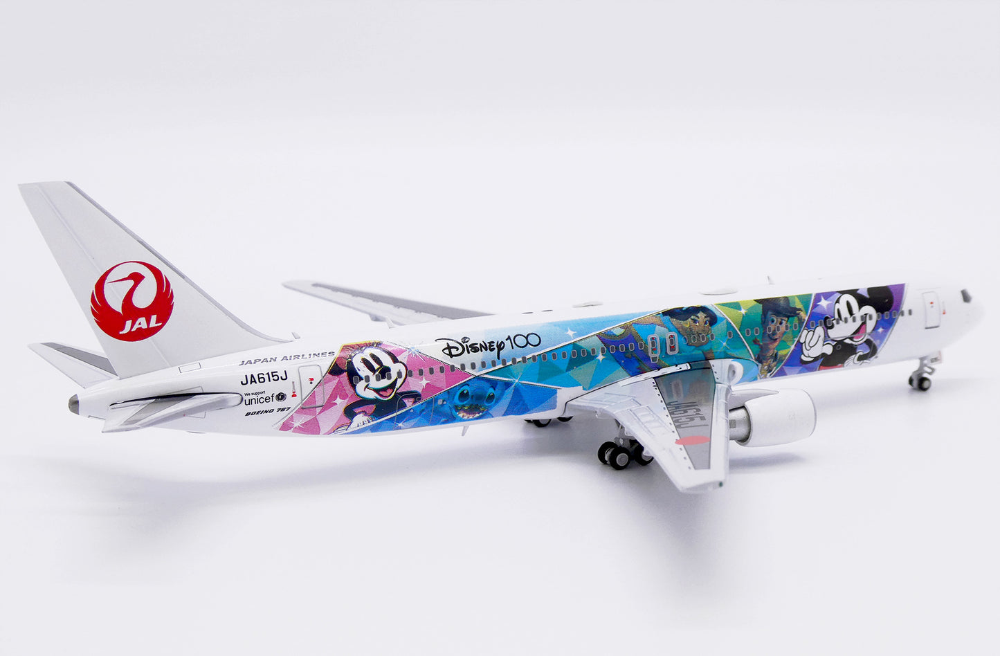 JC WINGS  B767-300(ER) DISNEY JAPAN AIRLINES REG: JA615J