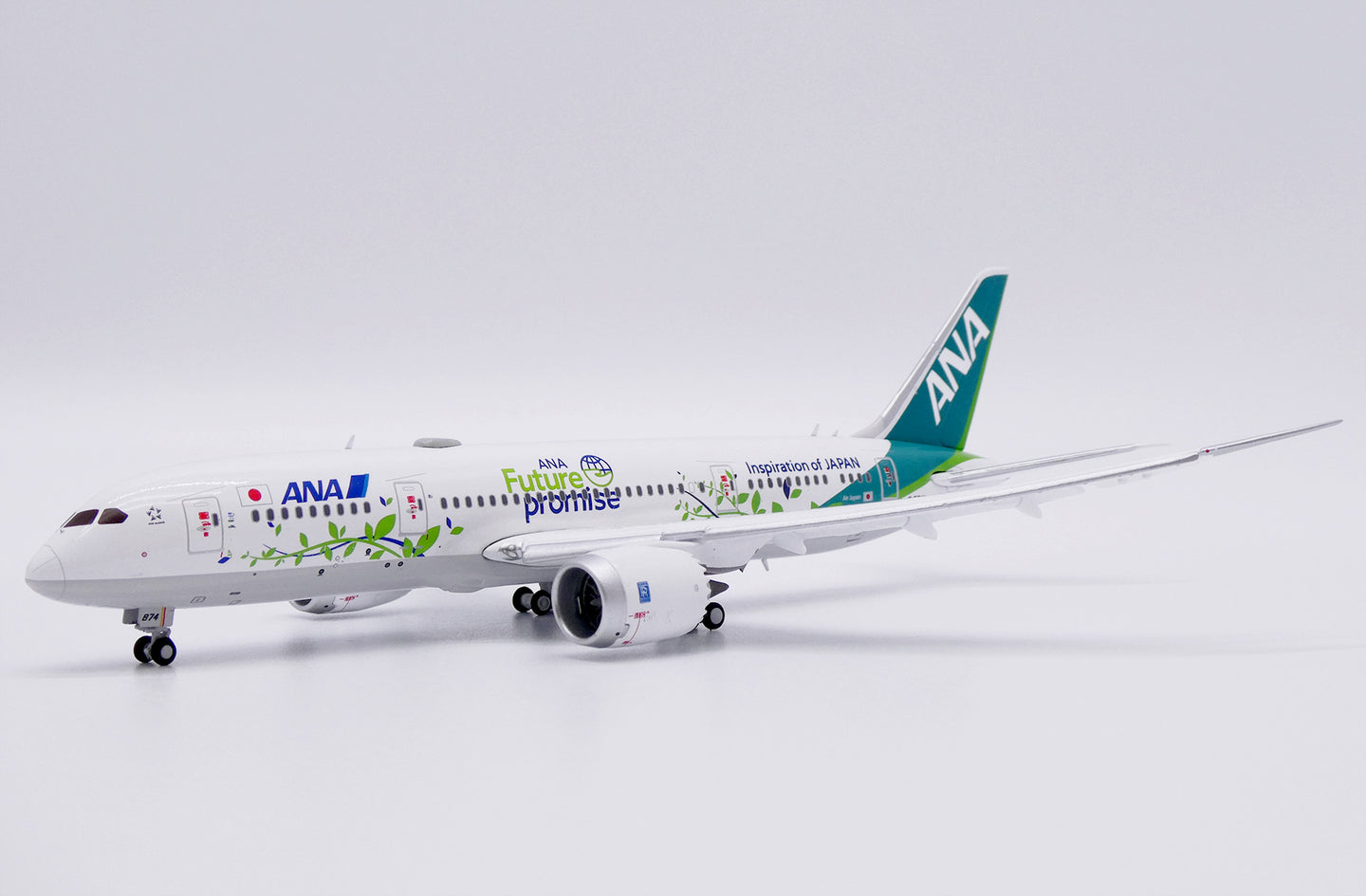 JC WINGS B787-8 DREAMLINER ALL NIPPON AIRWAYS ANA FUTURE PROMISE FLAP DOWN REG: JA874A