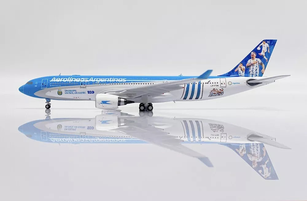JC WINGS A330-200 ARGENTINA AEROLINEAS "ARGENTINAS FOOTBALL LIVERY" REG: LV-FVH