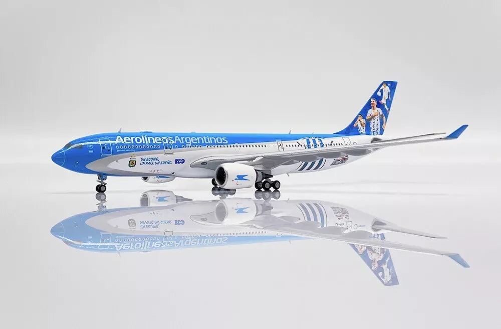 JC WINGS A330-200 ARGENTINA AEROLINEAS "ARGENTINAS FOOTBALL LIVERY" REG: LV-FVH